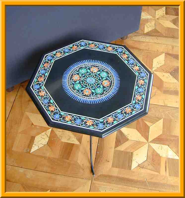 Onyx Table